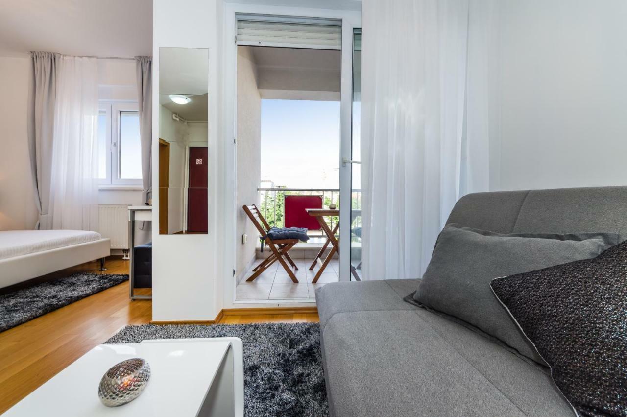 Studio Apartment K & K With Free Garage Zára Kültér fotó
