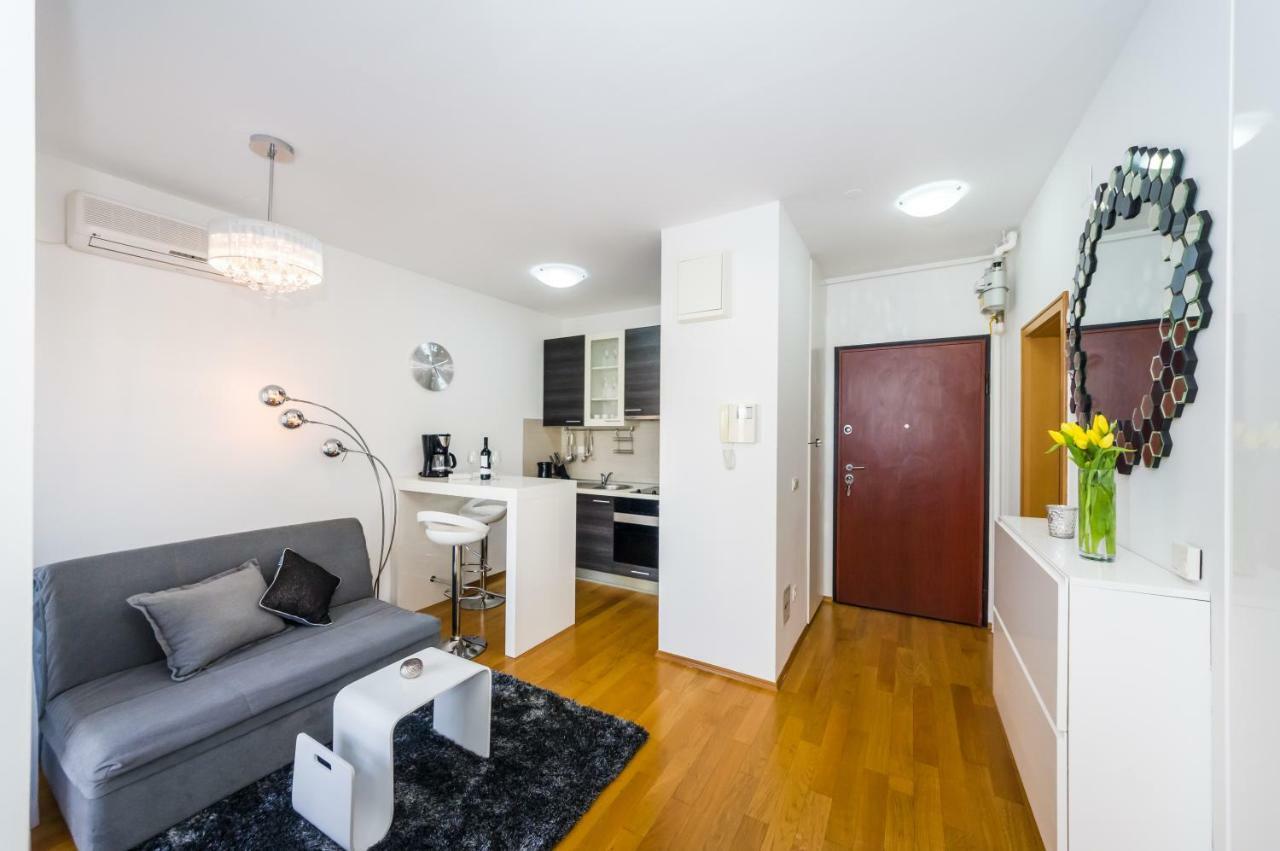 Studio Apartment K & K With Free Garage Zára Kültér fotó
